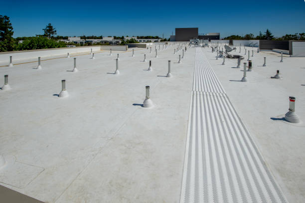 Best Flat Roofing  in Delano, CA